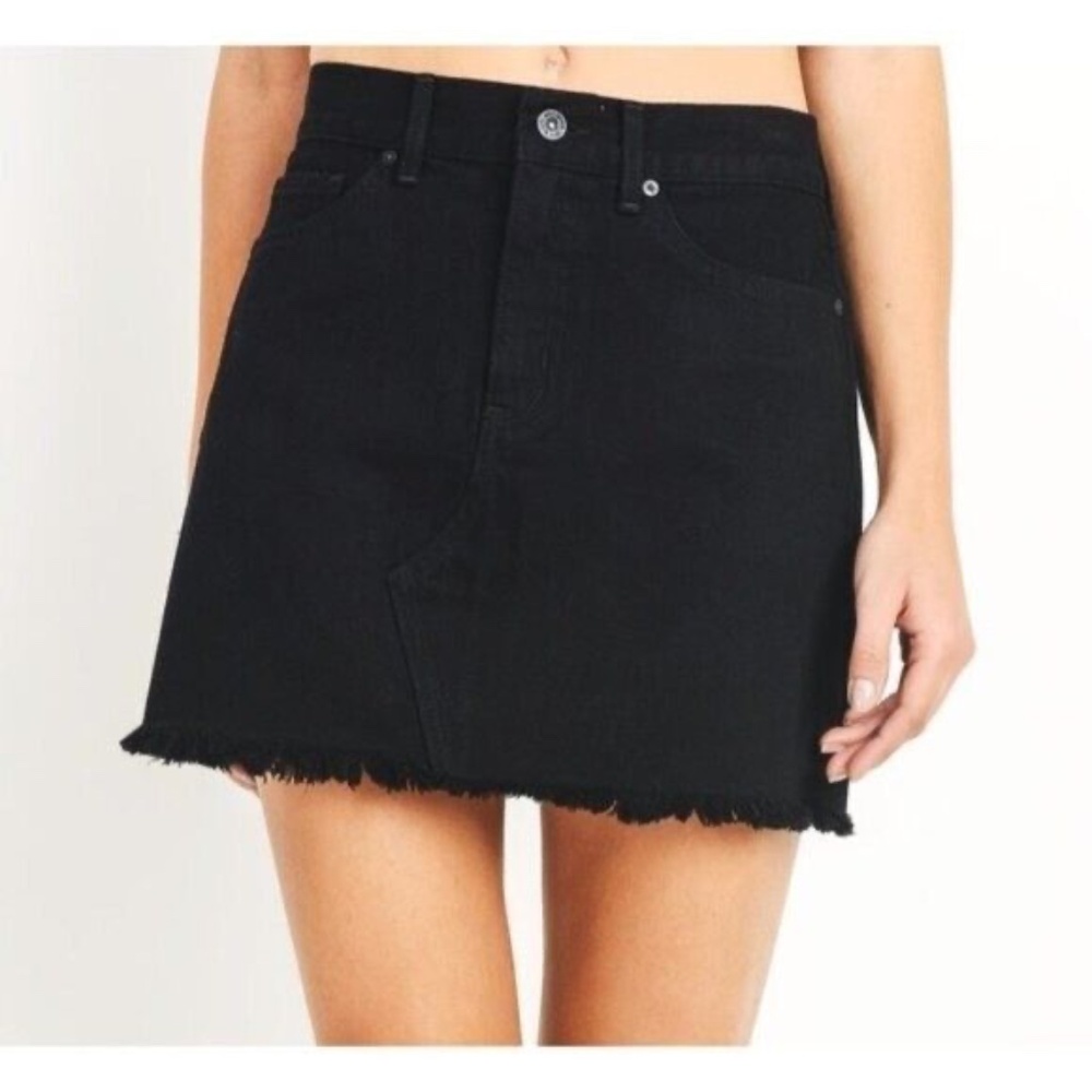 NWT Just Black Denim Black Raw Hem Mini Skirt Size Medium